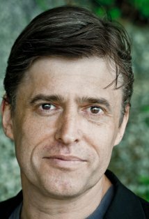 фото Маркус Хаттон