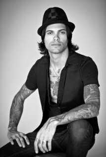 фото Ник Перри