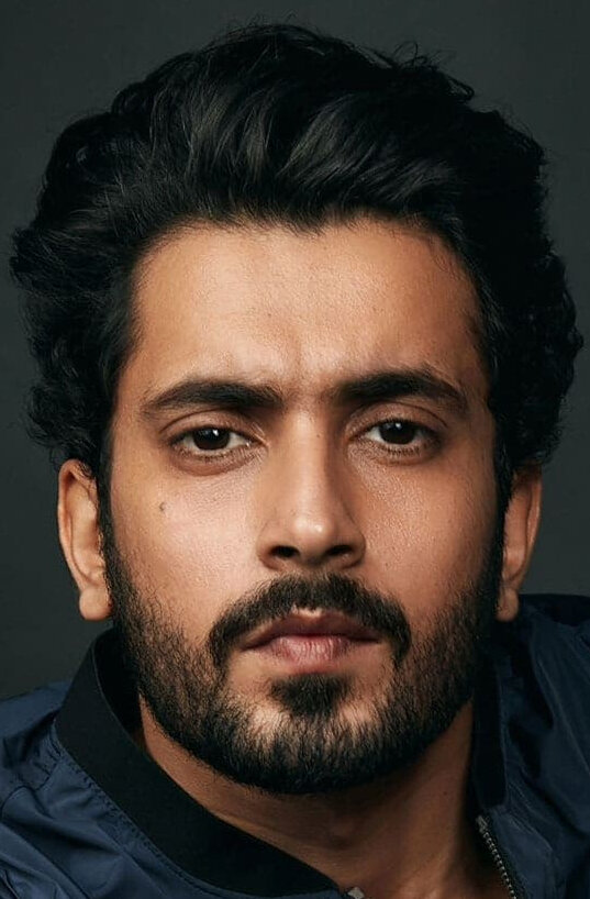 фото Санни Сингх