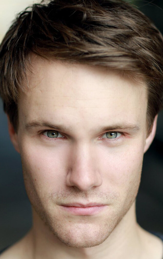 фото Хью Скиннер