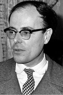 фото Марсель Офюльс