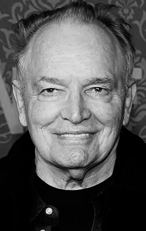 фото Том Бауэр