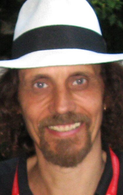 фото Андреас Марфори