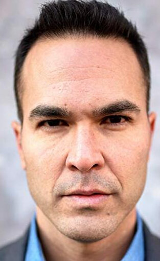 фото Адриан Альварадо