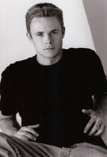 фото Брэдли Снедекер