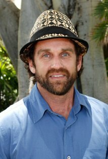 фото Тейлор Стил