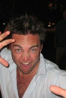 фото Джон Эллиотт