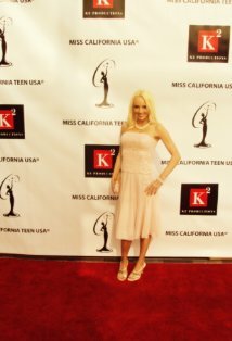 фото Энджел Монро