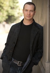 фото Jake Suffian