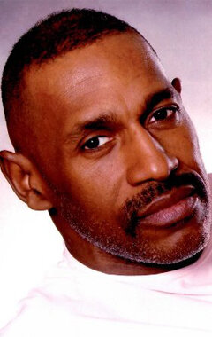 фото Ларри Халл