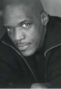 фото Байрон Атли