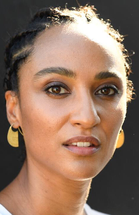 фото Эстер Элиша