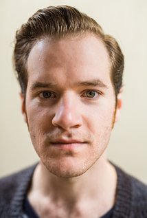 фото Ллойд Элисон-Янг