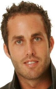 фото Ди Каспари