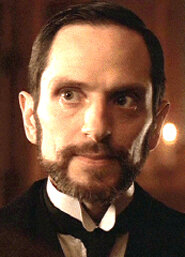 фото Артур Холден