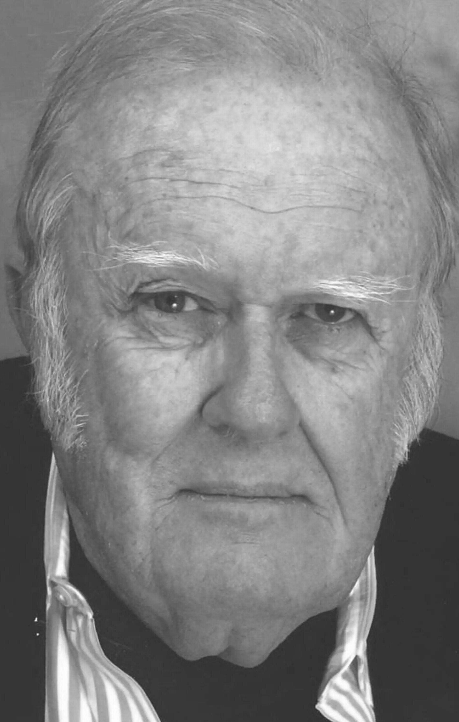 фото М. Эммет Уолш