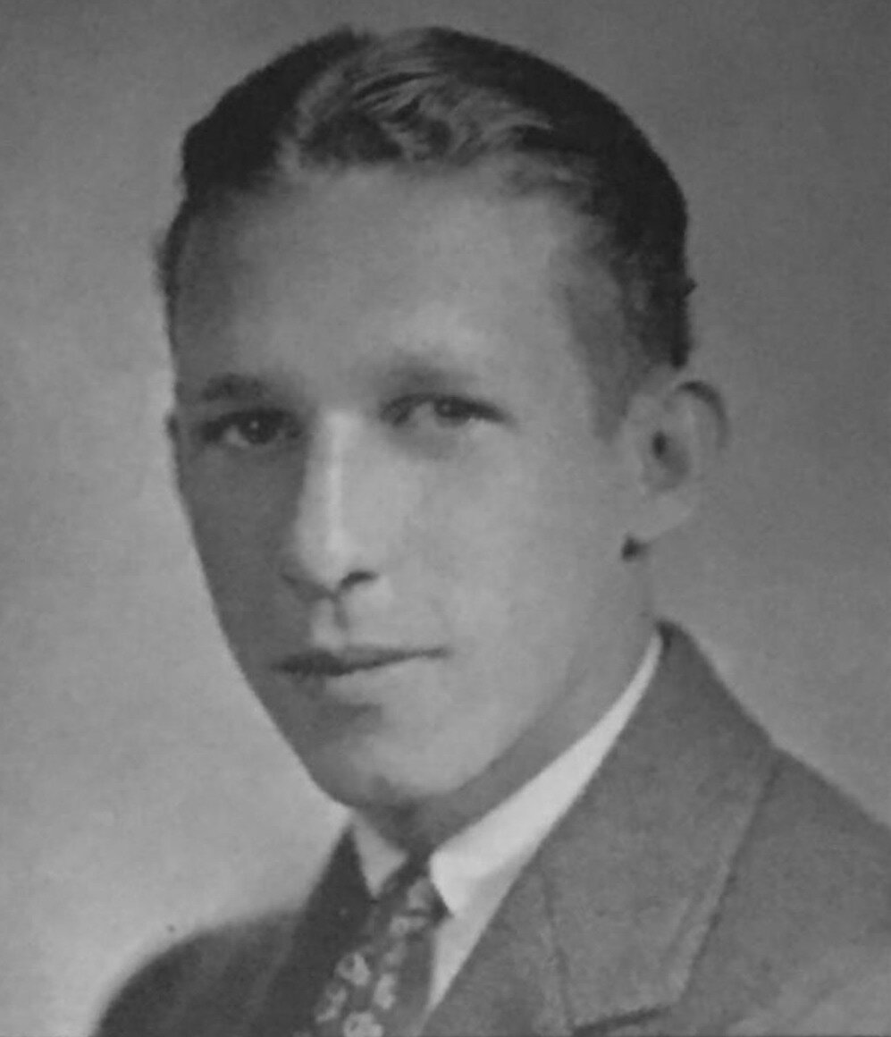 фото Роджер Гарис