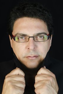 фото Лесли Калво