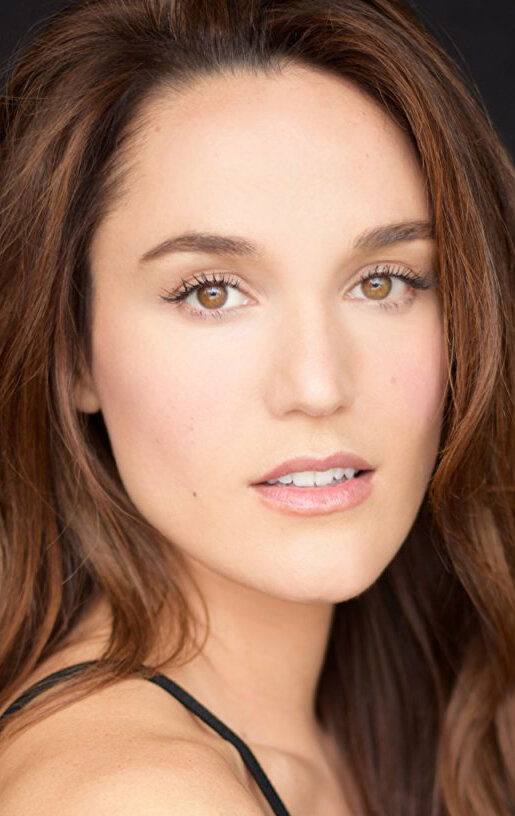 фото Хейли Сэйлс