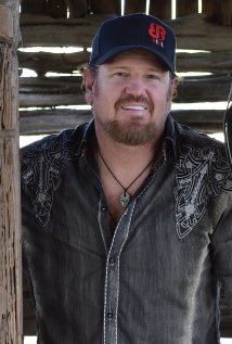 фото D.J. Моррисон