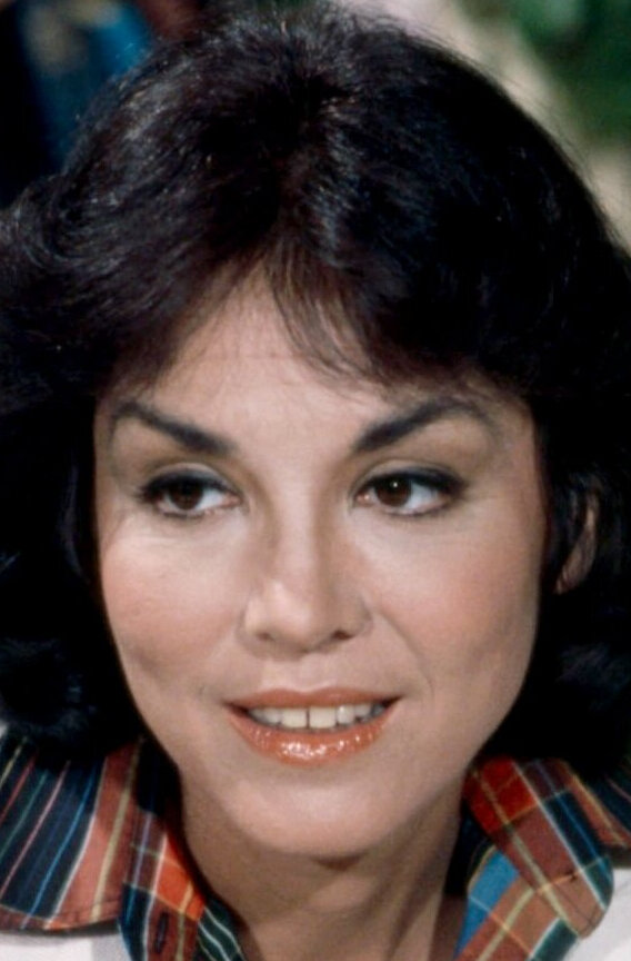 фото Зора Ламперт