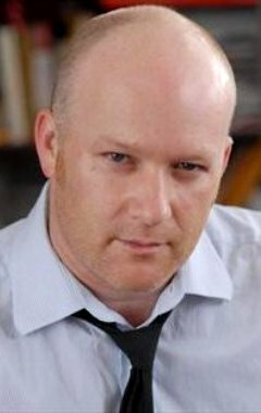 фото Крис Наулэнд