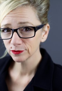 фото Захари Бартон