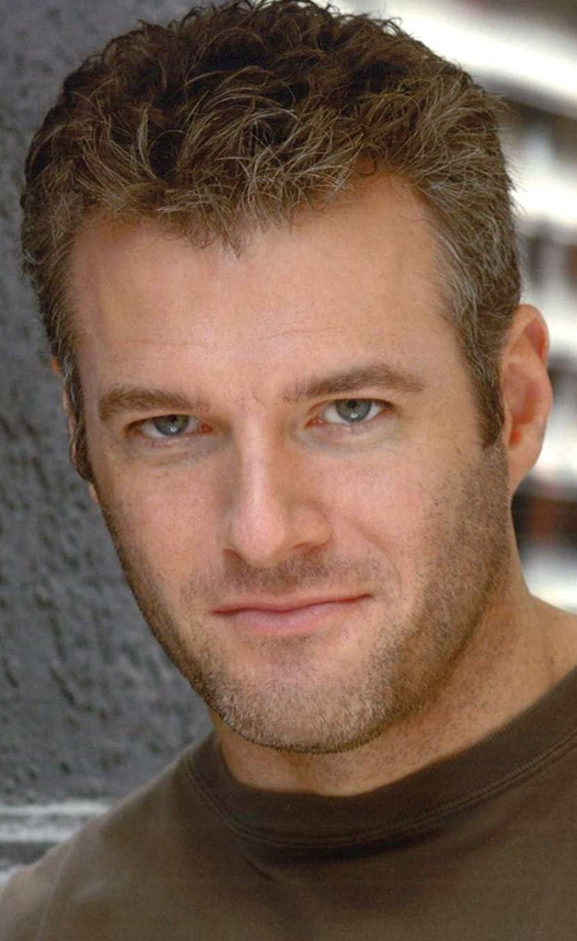 фото Эдвард Уоттс