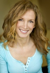 фото Риза Бенсон