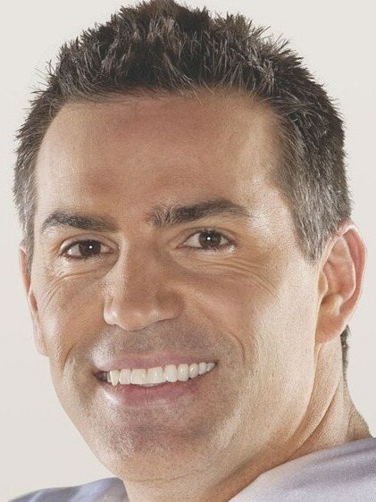 фото Курт Уорнер