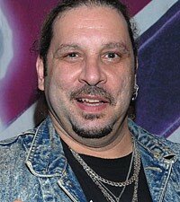 фото А.Дж. Перо