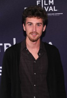 фото Максвелл Хоффман