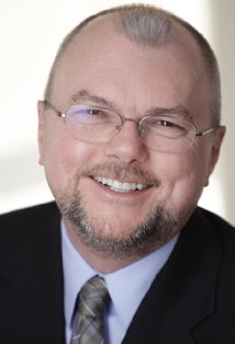 фото Джозеф Смолл