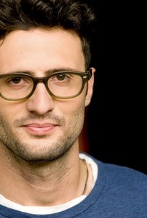 фото Николас Кутро