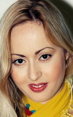 фото Lou Valmont