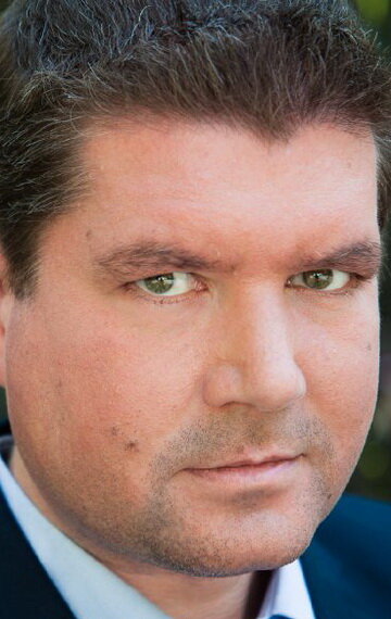 фото Джонатан Голдштейн