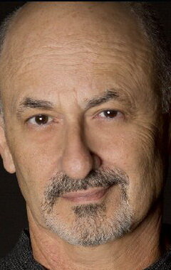 фото Роберт Смолл