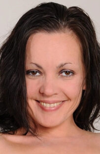 фото Клаудия Эдкинс