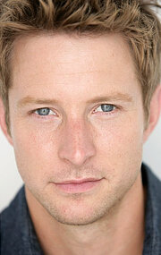 фото Дэвид Монахэн