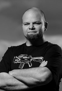 фото Джошуа Мартелли