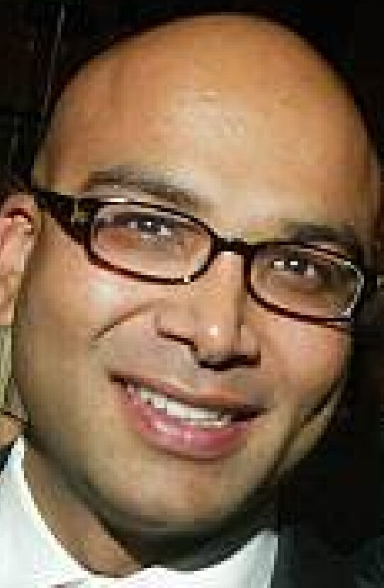 фото Эш Р. Шах