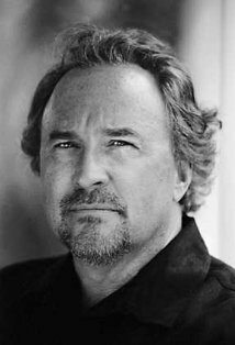 фото Брюс Б. Хендерсон