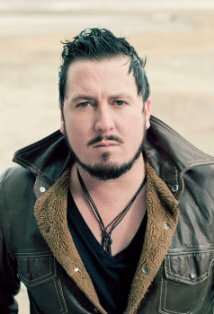 фото Адам Смут