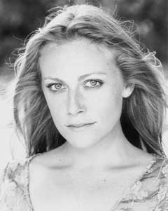 фото Лили Беван