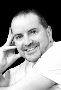 фото Фил Рейнольдс