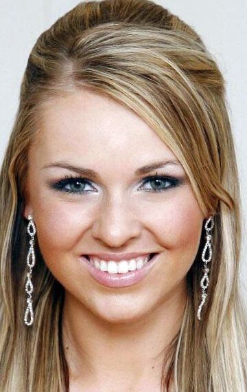 фото Зои Сэлмон