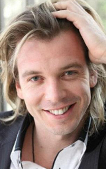 фото Матэ Камараш