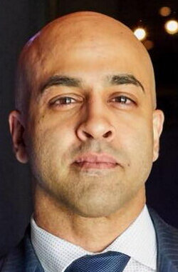 фото Ретех Бхалла