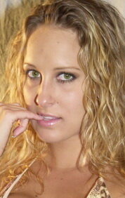 фото Лана Мур