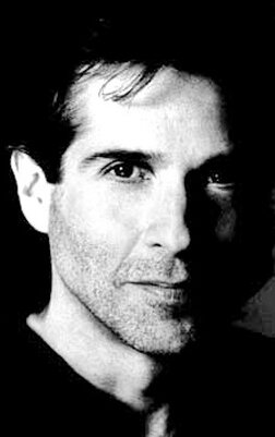 фото Бобби Коломби